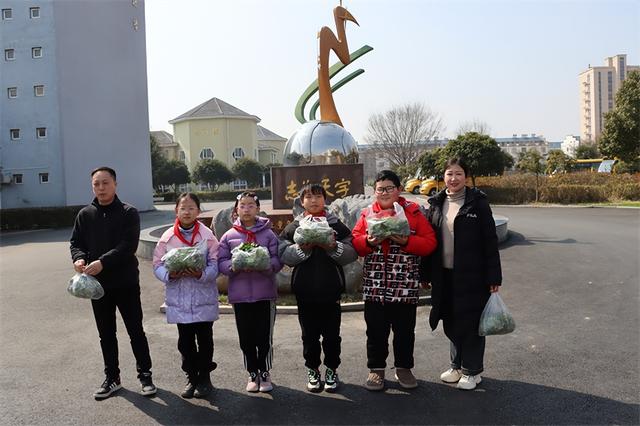 盱眙县马坝中心小学:一份特别的奖品