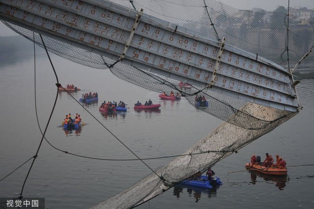 翻新景點何以成死亡之橋?印度莫爾比市塌橋慘劇背後疑雲重重