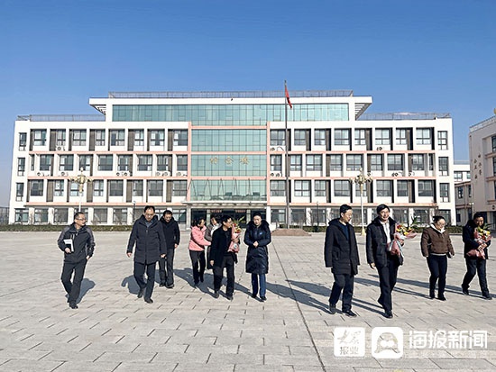 致敬芳华·感恩有你—记潍坊滨海一中退休教师荣休座谈会