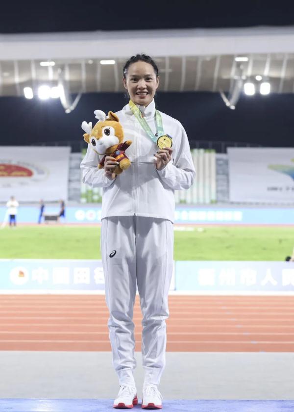 男有苏炳添,女有韦永丽