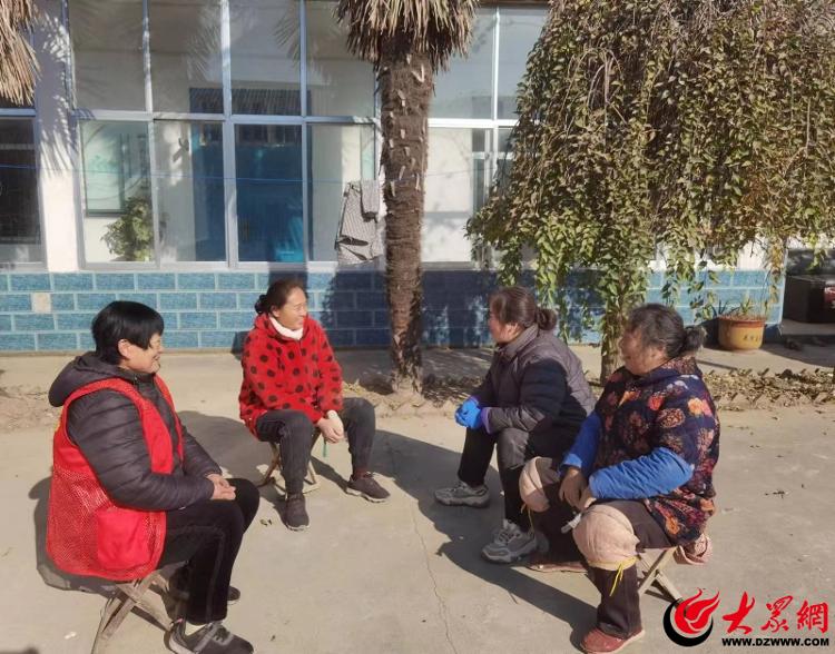 金乡县马庙镇开展《中华人民共和国妇女权益保障法》普法宣传活动