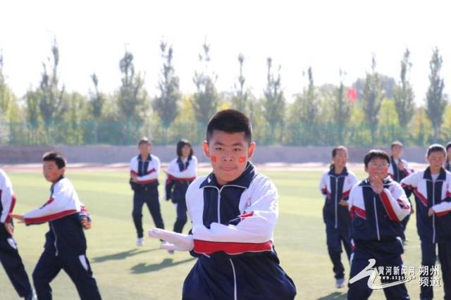 —朔州开发区元博中学校七年级健美操大赛