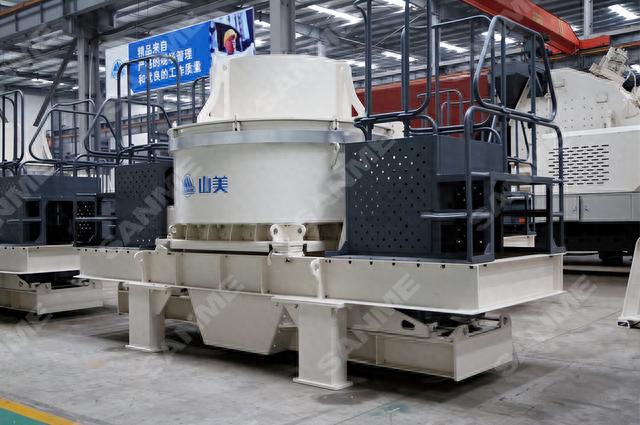 大型砂石生产线配置立轴冲击式破碎机的好处与必要性