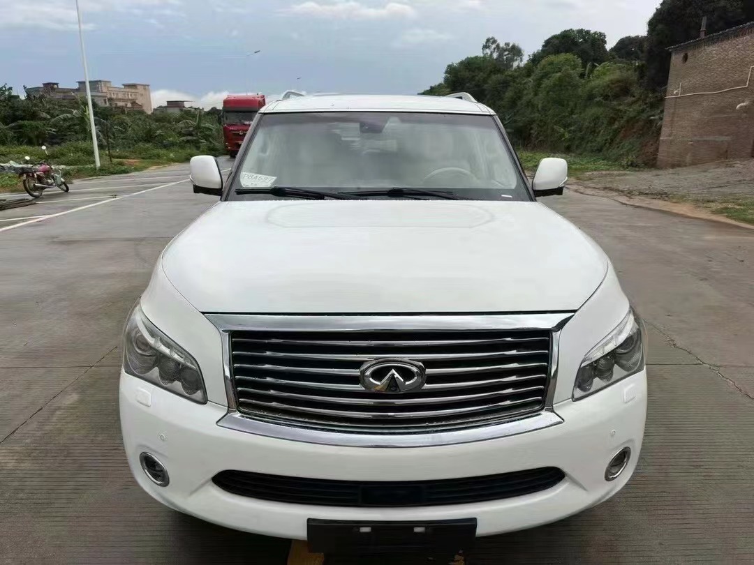 14款英菲尼迪qx56仅售12.8万,外观,内饰,配置,性能详解