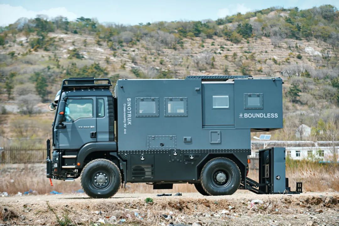 洛阳德野出的那款用汕德卡魔改的越野房车实际使用怎么样