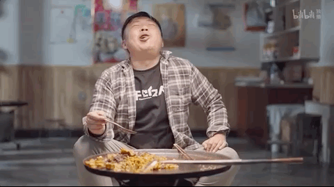 战地记者转行拍美食纪录片!9.8高分!"饼叔"不愧是你!