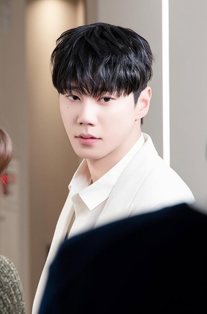 崔宇植先婚后爱庭沼珉,李浚荣搭恩地,他要当兵啦