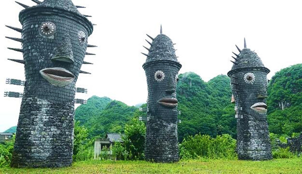 质朴的布依族传统村落阿歪寨