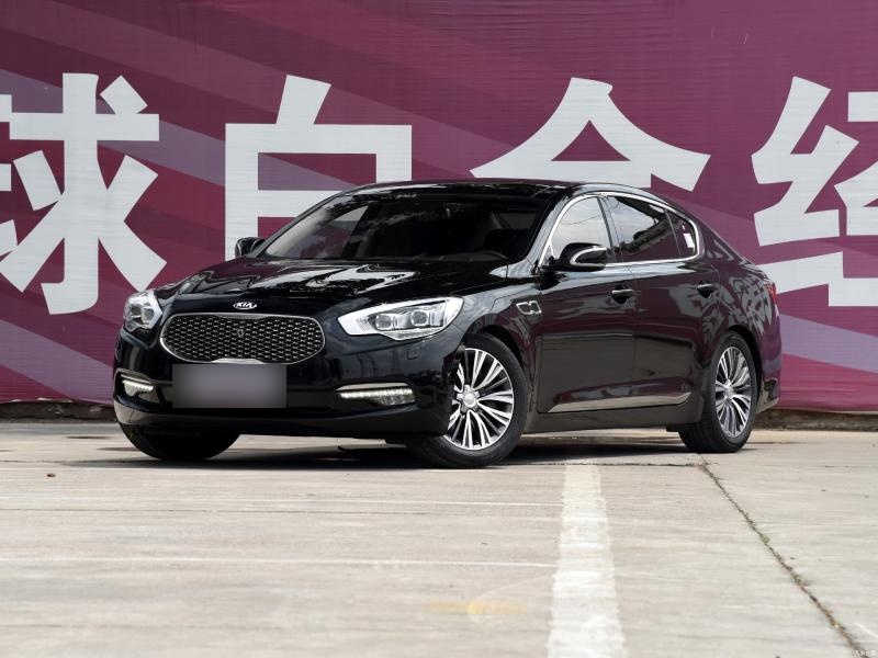 那个带有ki∧标志的是什么品牌的车呢?答案就是起亚汽车.