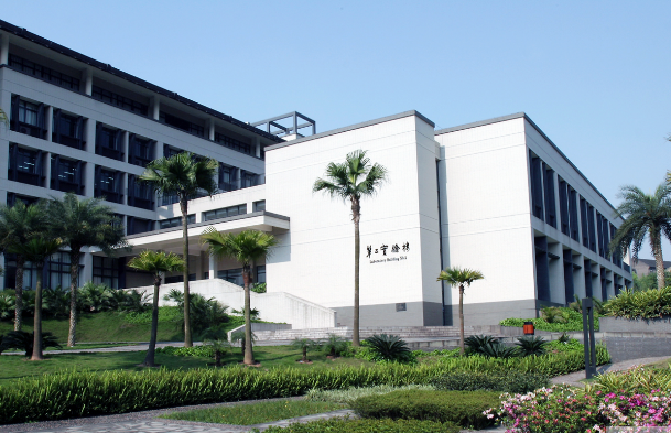 重庆"改名"很成功的1所大学,以前鲜有人知,如今在全市排第七