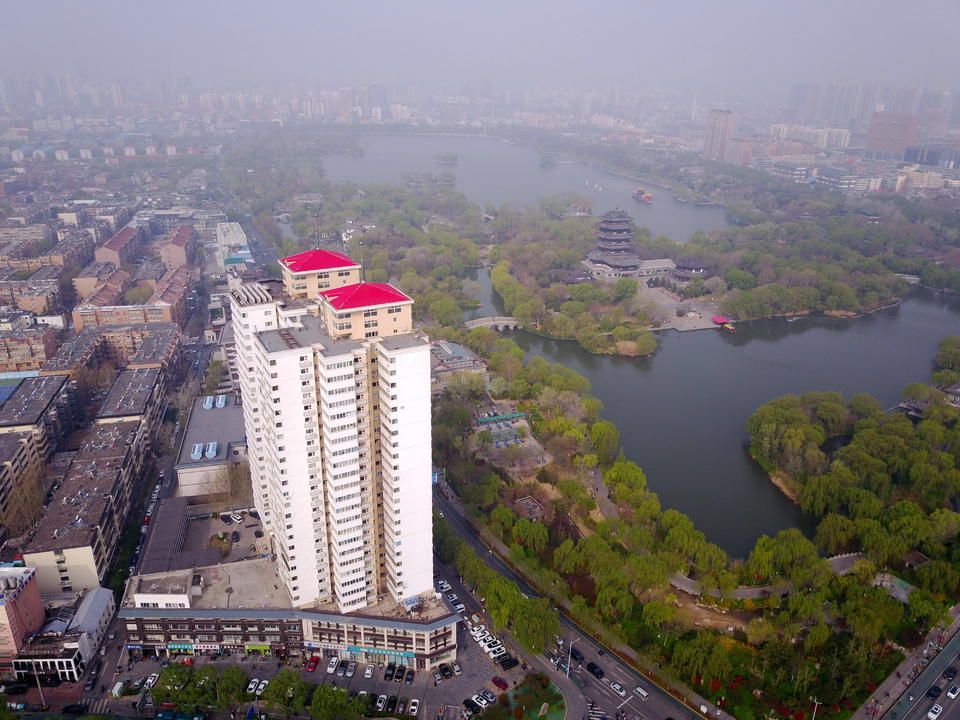 济南东湖大厦背景图片