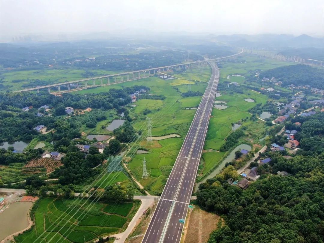 持续20天,注意避让!岳麓大道该路段正在施工!