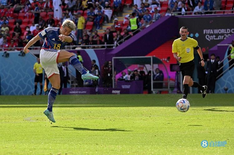 浅野拓磨谈错过三笘薰横传:自己没调整好步点,内心只有遗憾