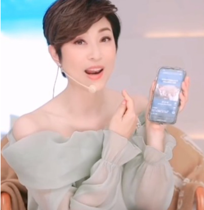 传周星驰《赌侠》满面唇印出自陈法蓉,本人亲揭真相