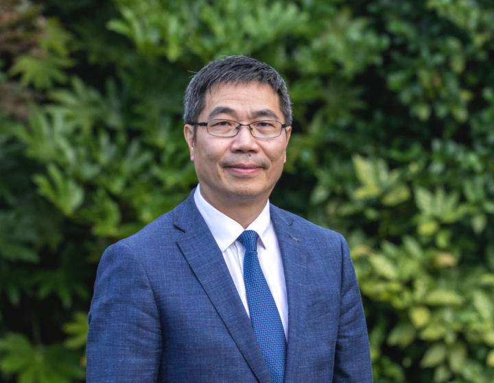 全国政协委员罗卫东:每一家小店撑起的是与生活息息相关的民生经济