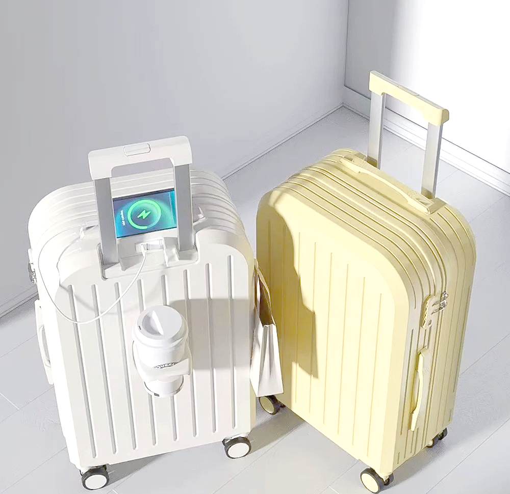 设计风格同样令人喜爱,极简的奶油风搭配小清新的配色,使得这款行李箱