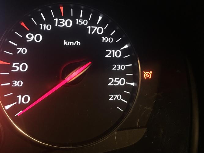 车打火和没打火仪表盘的区别