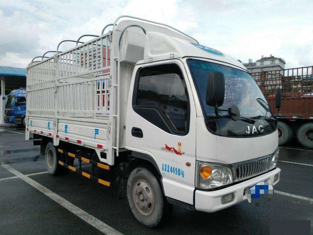 四米二小货车拉货搬家