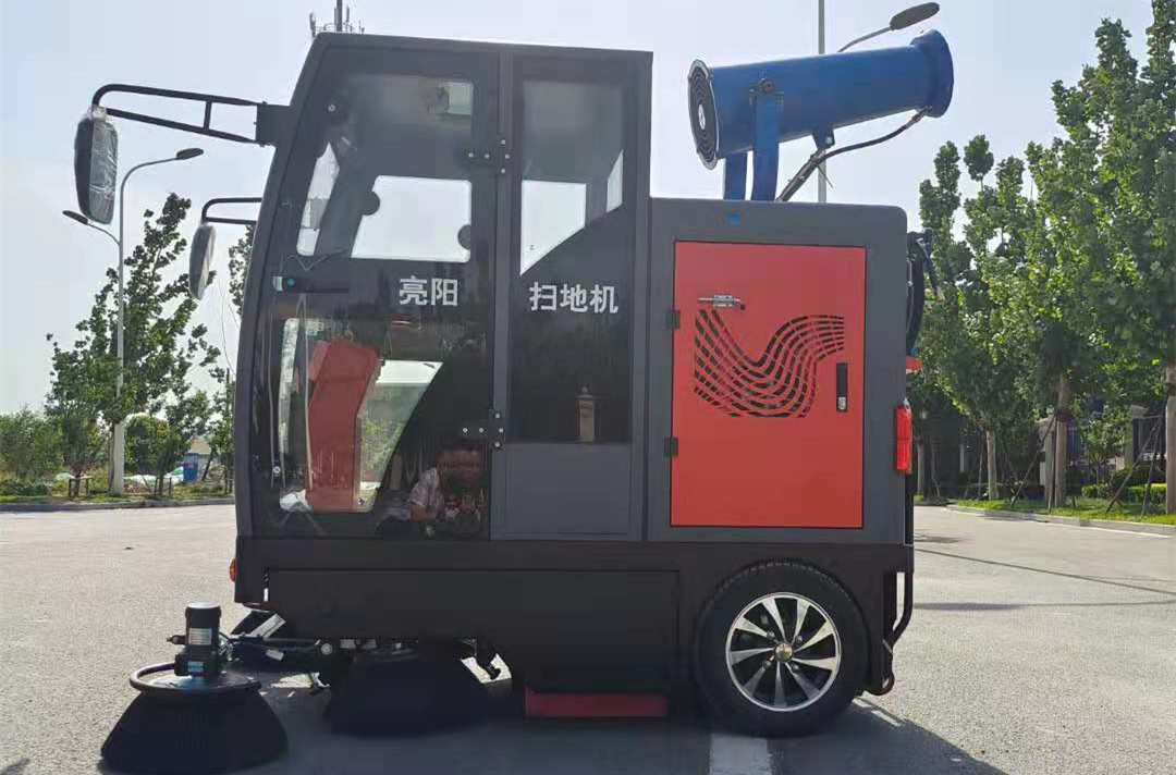 保定市定州双明环保厂区选购亮阳w2000fb扫地机工厂车间扫地车