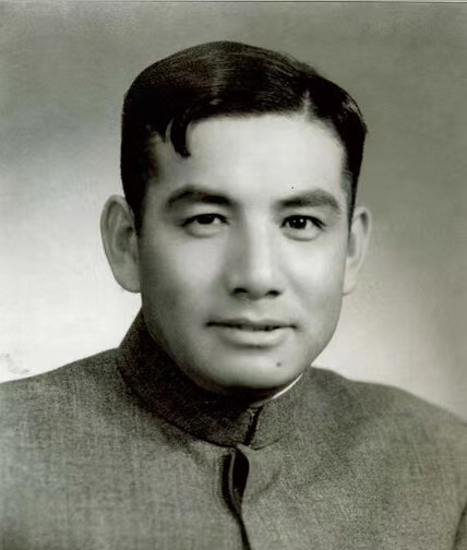 决定胜败的电话:1947年,李天霞接到紧急求救,却选择坐视不管