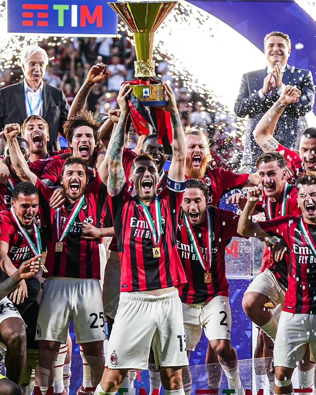 卫冕冠军疲软,前霸主被重罚,五大联赛中意甲已失去悬念