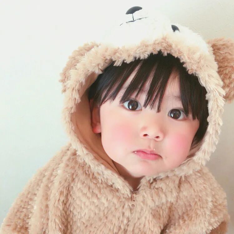 比女孩还漂亮是种什么样的体验?网友:又来骗我生孩子!