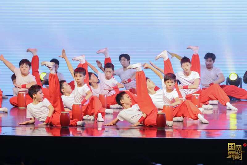 上海市青少年活动中心举办美育传播展示活动