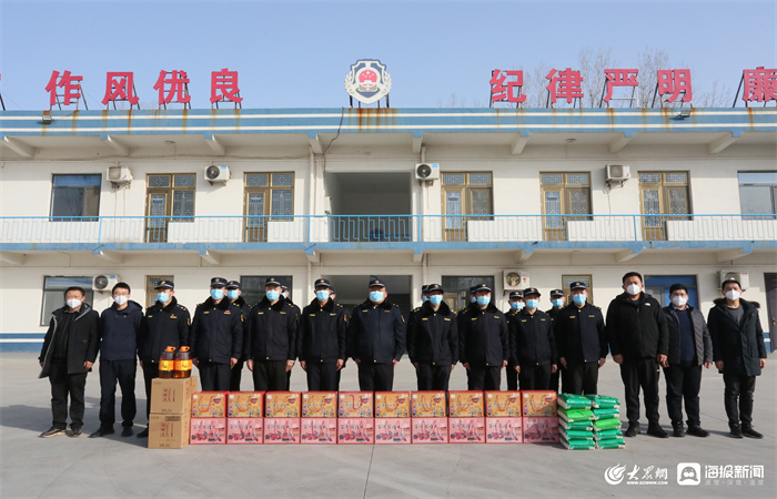 歲寒情深暖人心 東營區龍居鎮節前走訪慰問一線職工