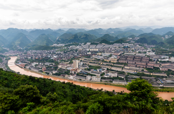 茅台镇7.5平方公里核心产区怎么来的?