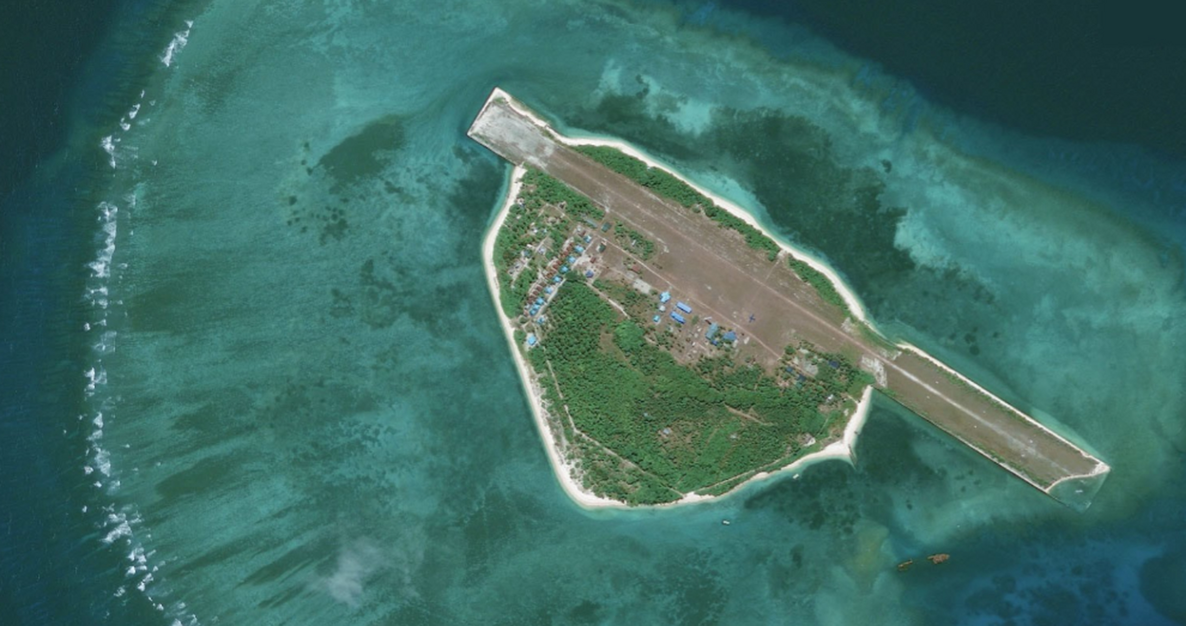 菲律宾天灾人祸,大哥美澳出头,派军舰强闯仁爱礁,我国轻松化解