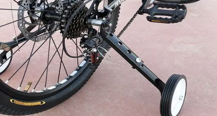 自行车辅助轮怎么安装最佳