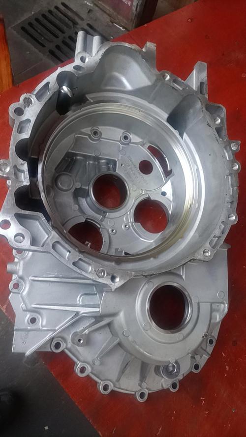 HOWO truck transmission housing front view