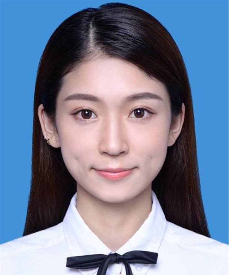 大学女生拍证件照时,记住这3个"小心机",轻松拍出"女神照"