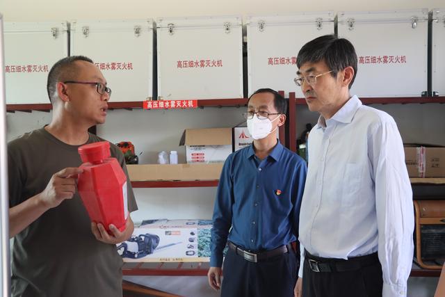 应急管理部火灾防治管理司一级巡视员崔洪浩一行莅临临渭区开展以水