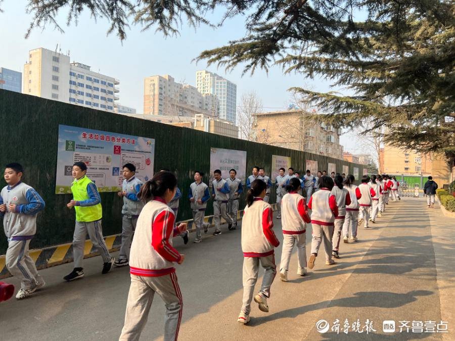 济南燕山中学图片