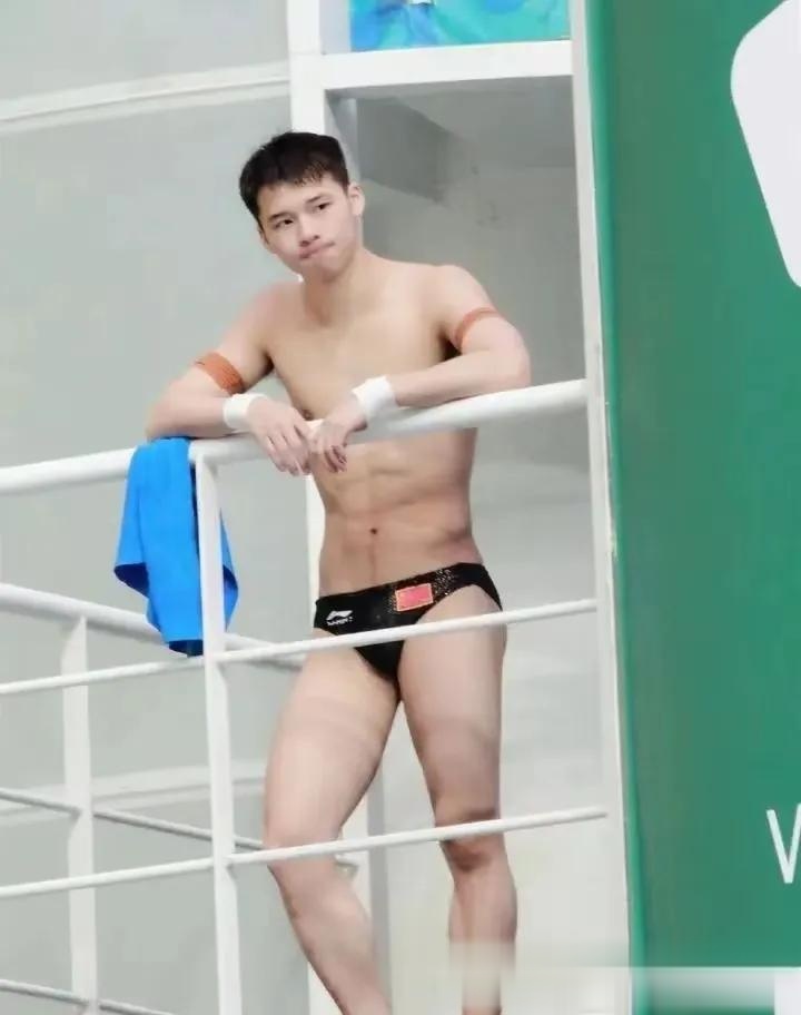 跳水王子陈艾森,用实力与颜值征服全球粉丝的心!