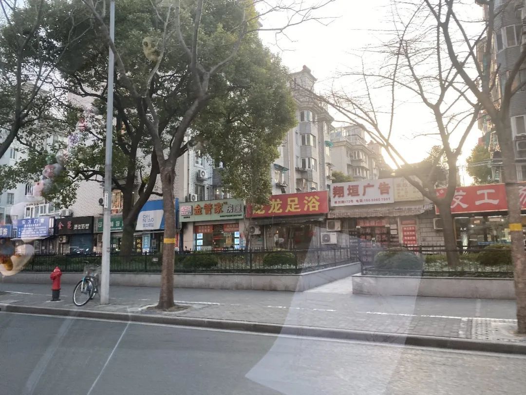 广中北宝兴路街区完成改造展新颜～变身生活"舒适圈"