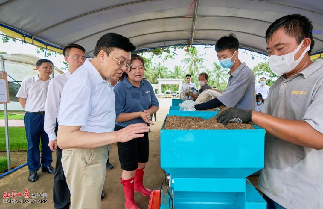 冯飞调研乡村振兴联系点文昌市公坡镇水北村