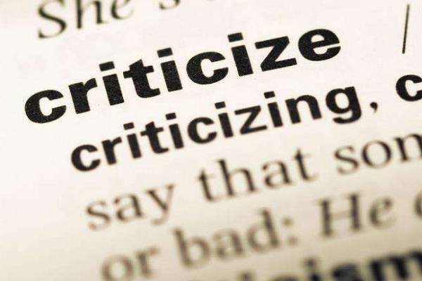 criticise和criticize有什么区别