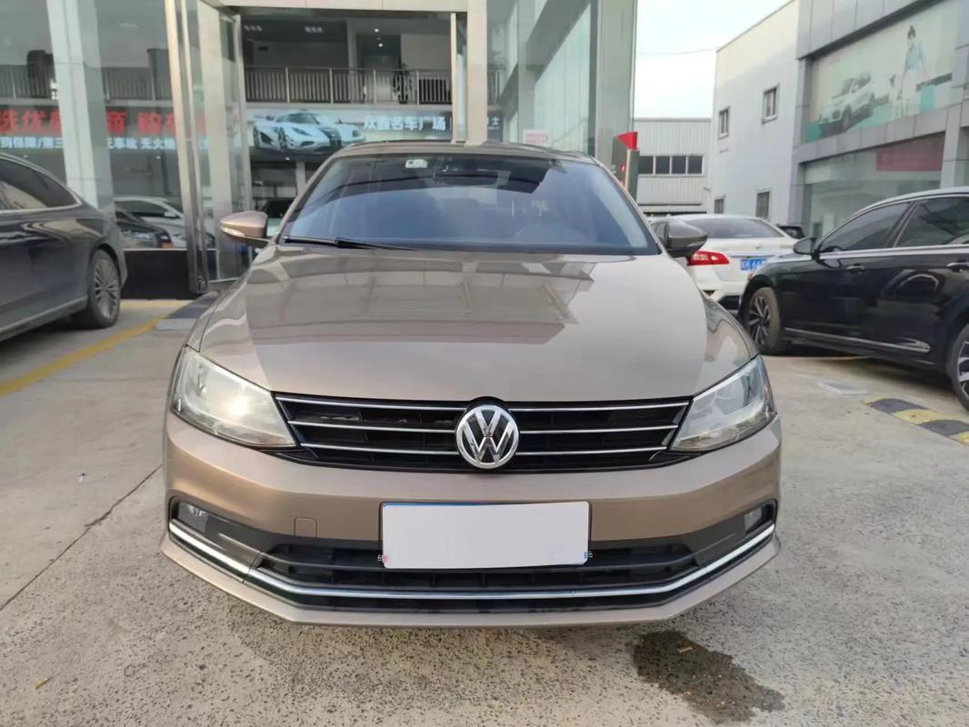 速腾前保险杠喷漆多少钱