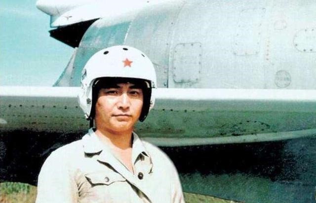 英雄王伟坠机事件后,为中国科技发展敲响警钟,看看究竟怎么回事