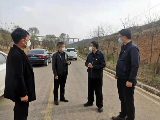 白水县委副书记王振华深入林皋镇督导检查节前重点工作