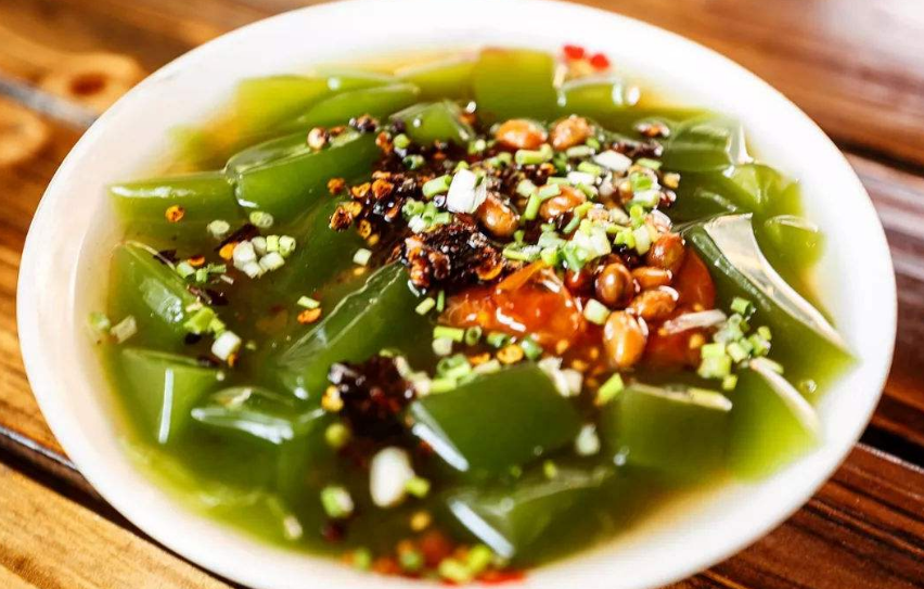 "神仙凉粉"苦尽甘来,看颜色都能心动,网友:活得不如一把草