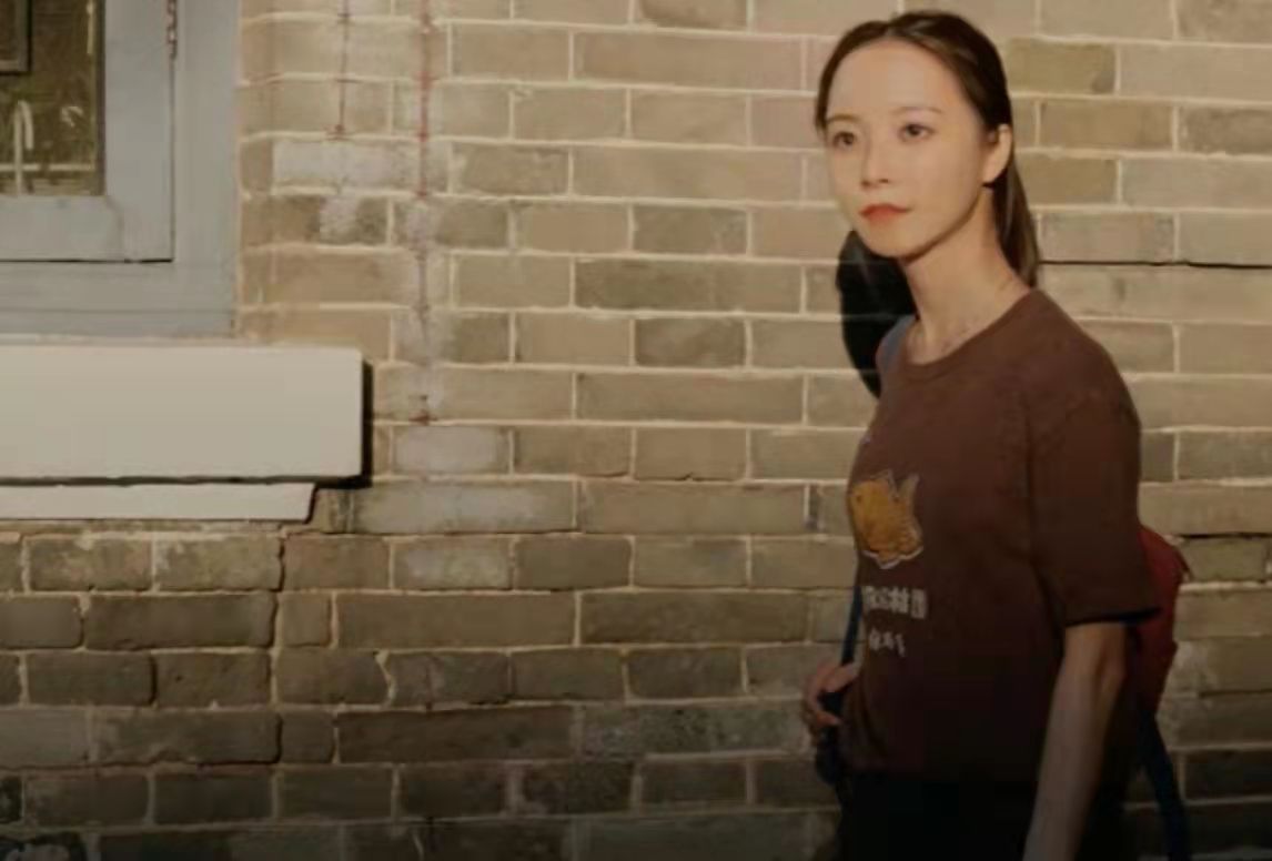 虚拟学生华智冰是机器人么