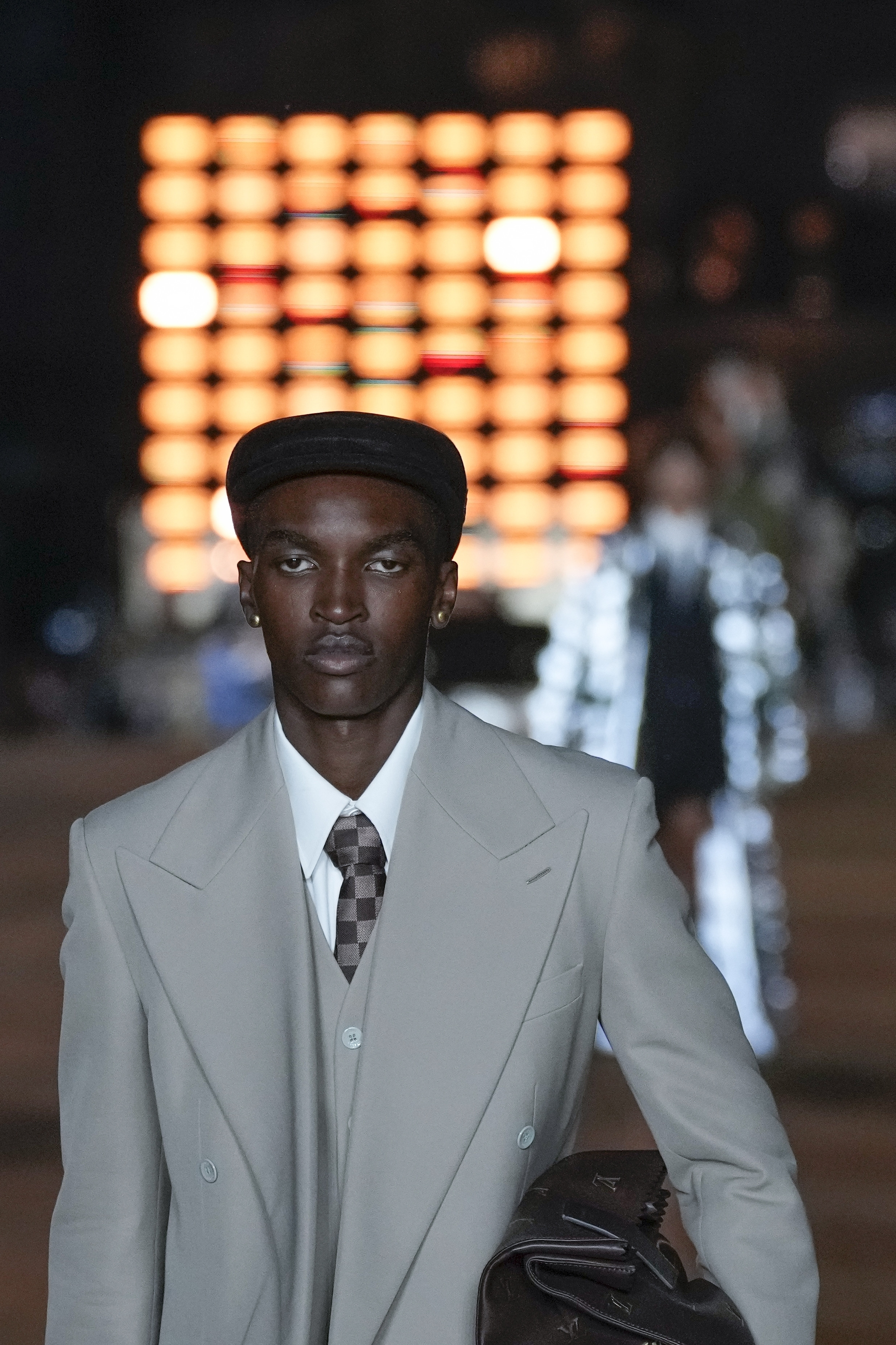 2471_3707竖版 竖屏