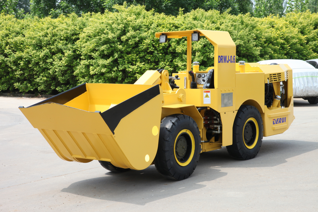 山东德瑞内燃铲运机 wj-0.6道依茨内燃铲运机