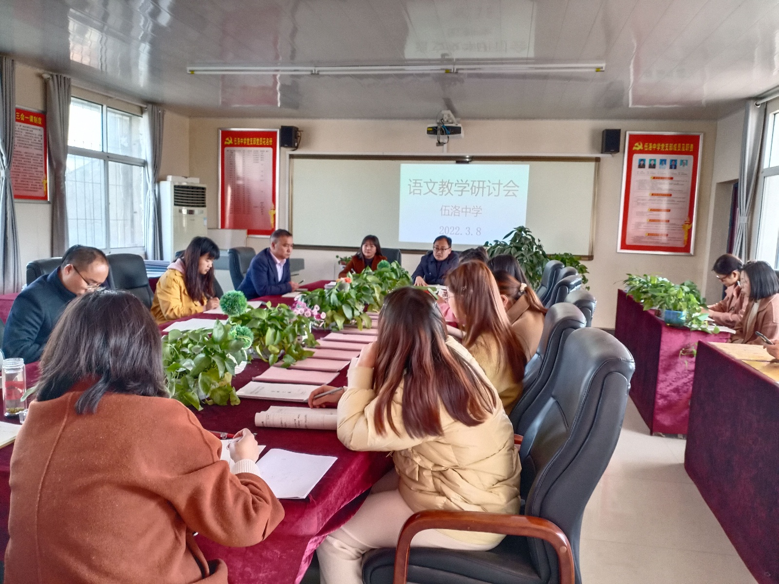 伍洛中学图片图片