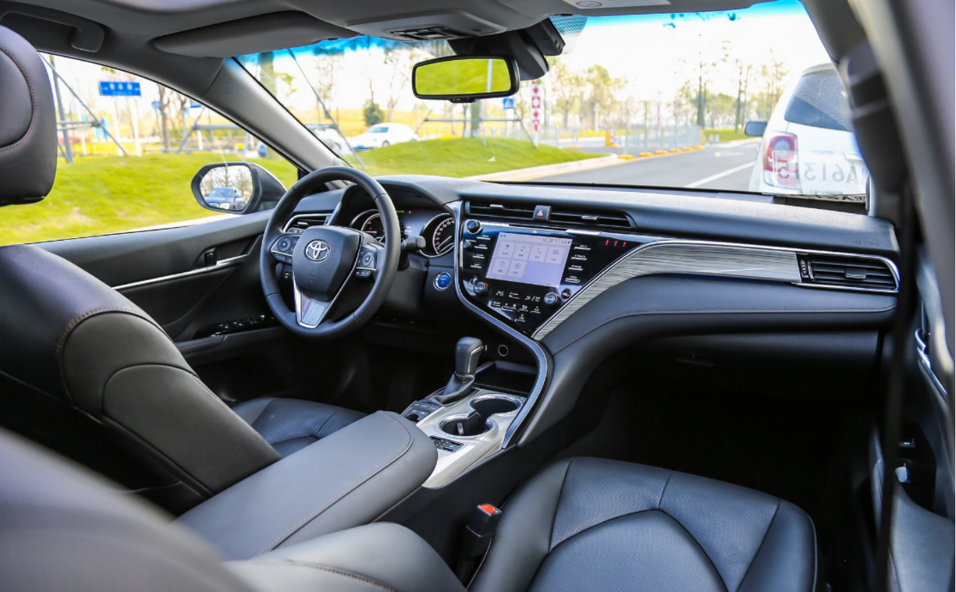 台风过境持续降雨,彻底撕下新能源汽车"遮羞布",车主有苦难言