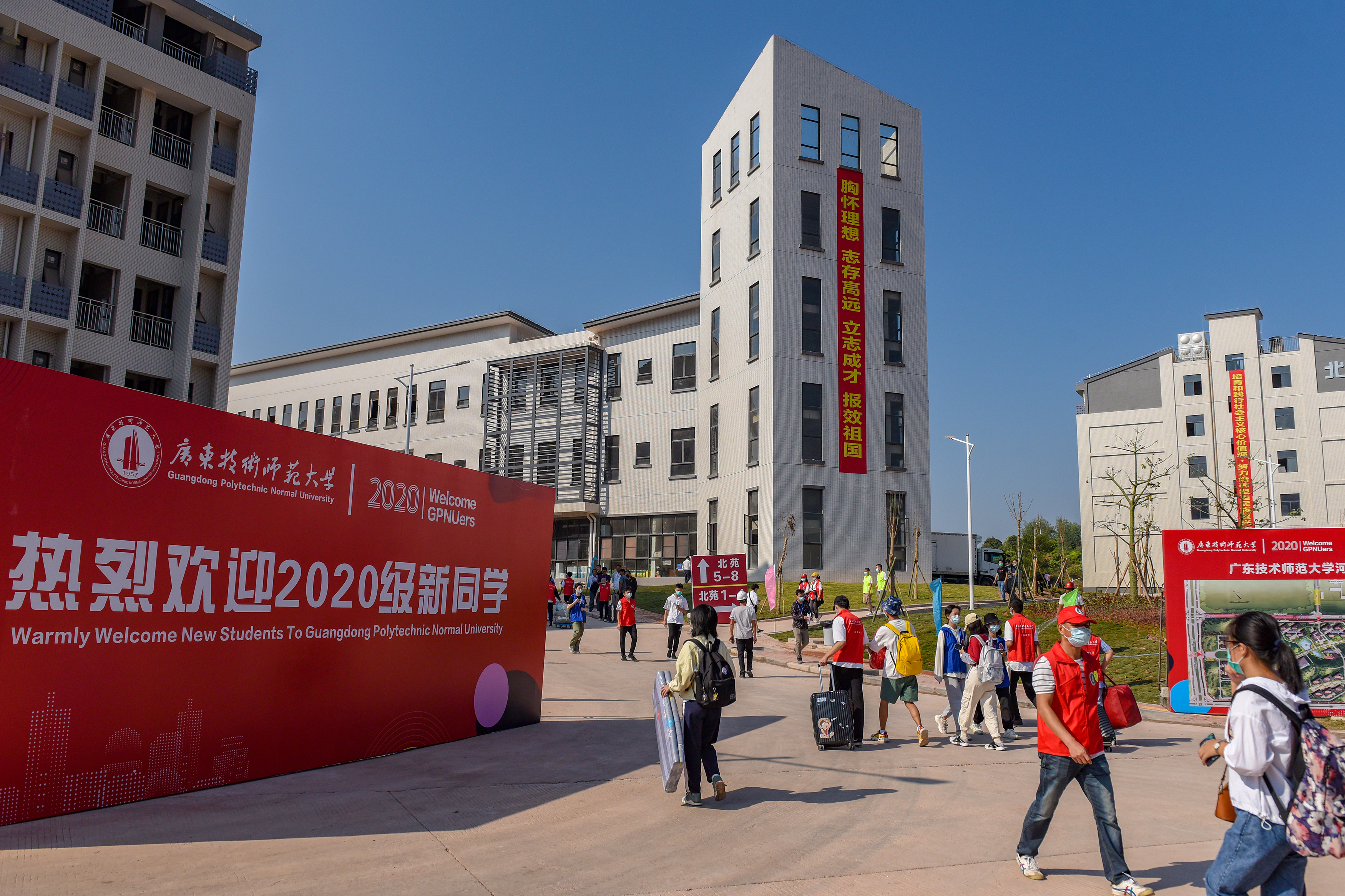 广师大河源校区正式启用,4130名2020级本科生入驻