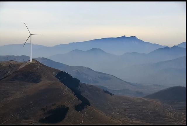 莱芜有座山,横跨苗山,和庄,号称有九十九个山头!